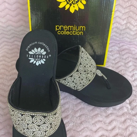 Yellow Box Premium Collection Oudry Silver Beaded Wedge - Picture 2 of 10